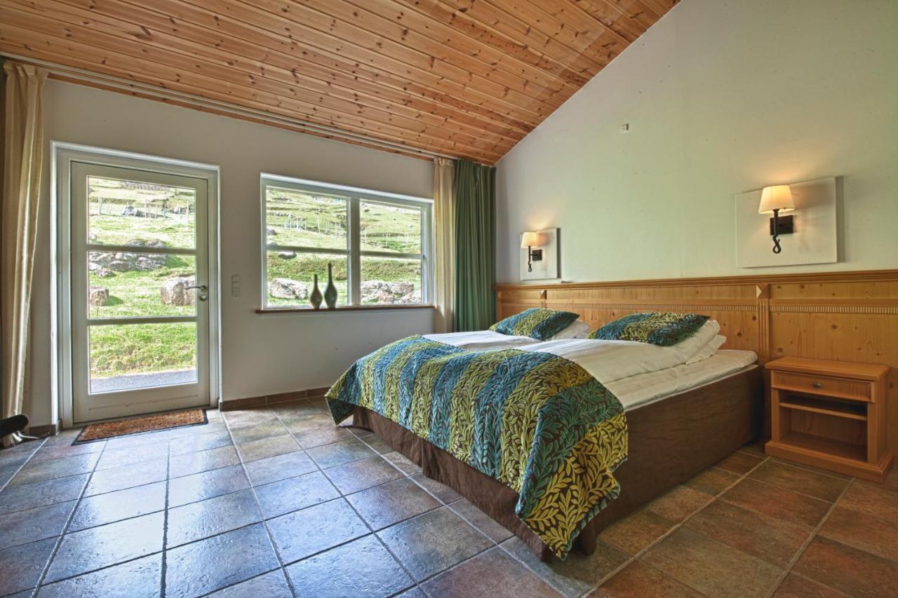 Gjaargardur Guesthouse Gjógv Camera foto